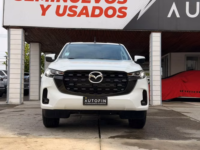 MAZDA BT-50 2.2T CORE 4X4 AUTOMATICA 2.460KM AÑO 2026 UNICO DUEÑO - Imagen 15