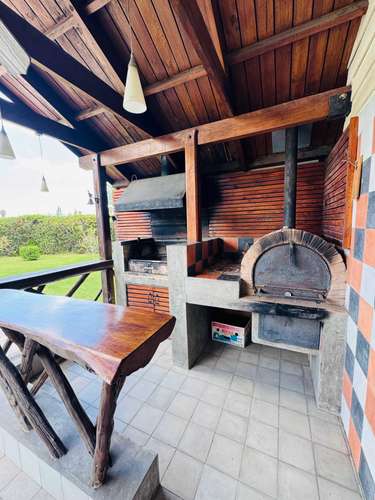 Moderna Casa con Excelente Conectividad (186126) - Imagen 19