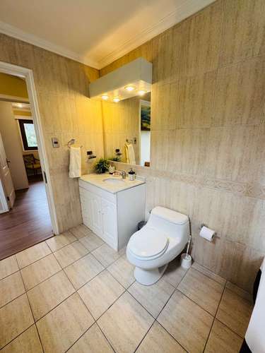 Moderna Casa con Excelente Conectividad (186126) - Imagen 13