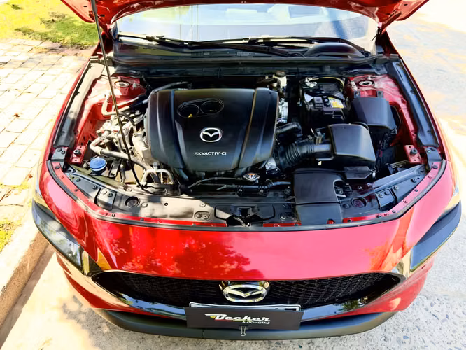 Mazda 3 Versión GTX Top de Linea 2023