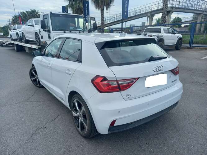 AUDI A1 1.0 SPORTBACK 30 TFSI AT