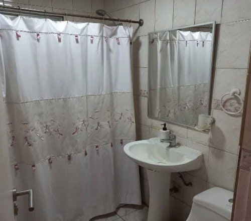 Casa 4 Dormitorios, Piscina y 400m² - Villa Prosperidad, Talca - Imagen 3