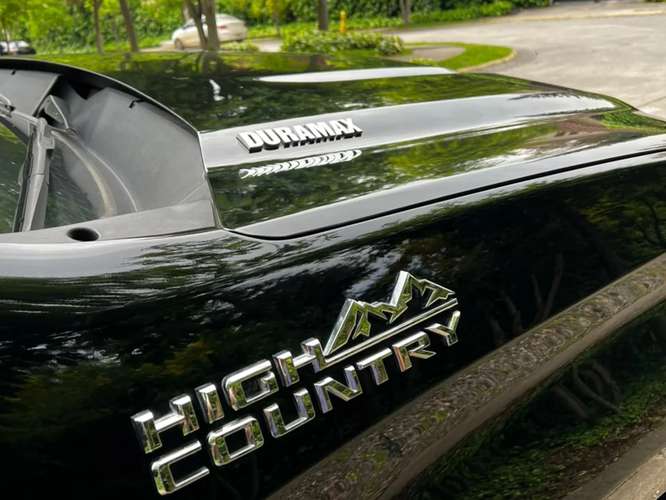 Chevrolet Silverado High Country 3.0L Diésel AT 4x4 año 2025 - Imagen 31