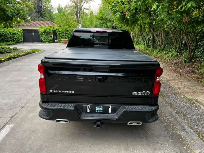 Chevrolet Silverado High Country 3.0L Diésel AT 4x4 año 2025 - Imagen 18