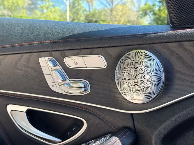 MERCEDES-BENZ C 43 AMG 2018 - Imagen 18