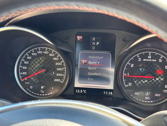 MERCEDES-BENZ C 43 AMG 2018 - Imagen 14