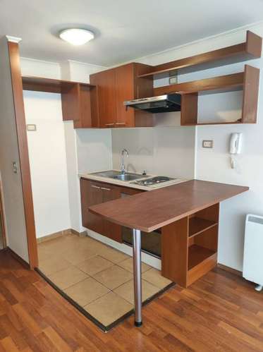 ARRIENDO DEPARTAMENTO 1D1B - METRO MONEDA
