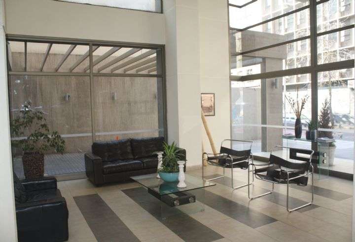 ARRIENDO DEPARTAMENTO 1D1B - METRO MONEDA - Imagen 13