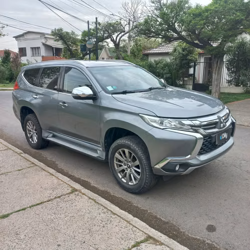 MITSUBISHI MONTERO SPORT AT AÑO 2019 FULL EQUIPO - Imagen 7