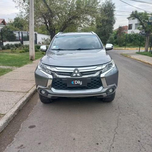 MITSUBISHI MONTERO SPORT AT AÑO 2019 FULL EQUIPO - Imagen 8