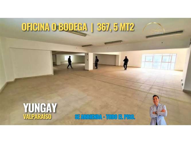 Galpón hormigón | Todo un piso  | 367 m2 | Detrás Universidad católica.