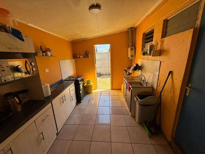 Se Vende Casa 2 Pisos, Calle El Dorado, Rengo (33665)