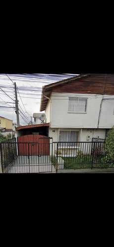 Arriendo acogedora casa de dos pisos (186151)