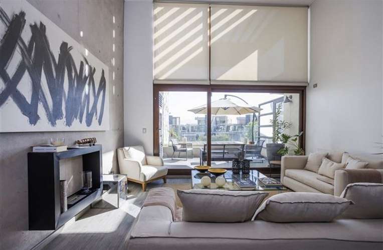 Departamento en venta de 3 dorm. en Colina