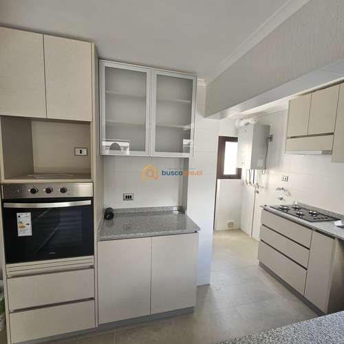 Casa en arriendo c/ estacionamiento en Lomas de San Andrés