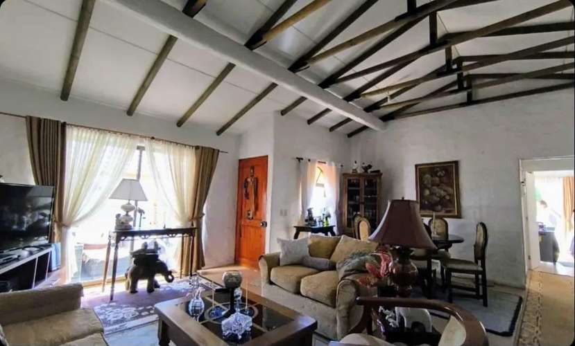 SE VENDE HERMOSA CASA ESTILO MEDITERRÁNEO