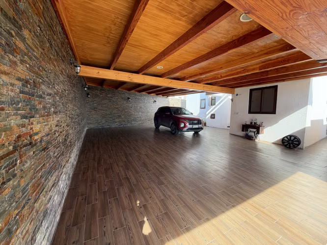 Arriendo exclusiva casa en Costa Laguna