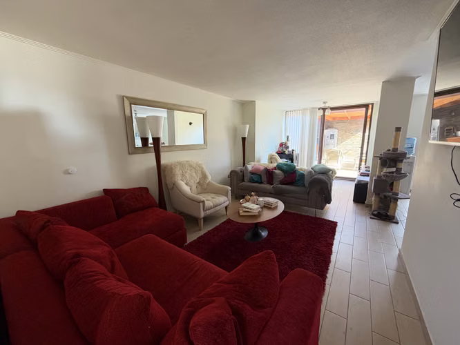 Arriendo exclusiva casa en Costa Laguna