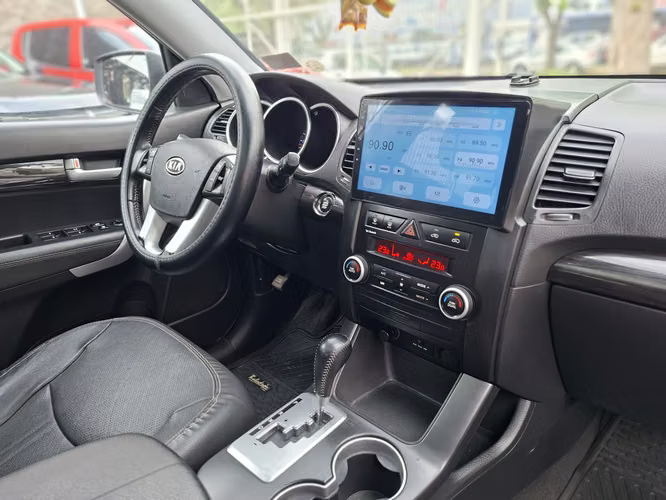 KIA SORENTO EX AWD 2012 DIESEL 1 DUEÑO - Imagen 11