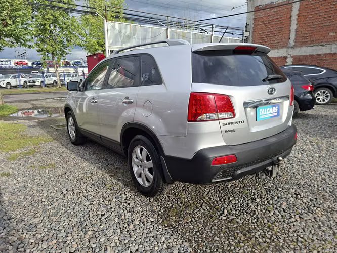 KIA SORENTO EX AWD 2012 DIESEL 1 DUEÑO - Imagen 4