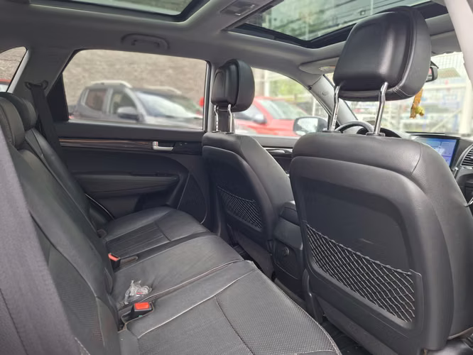 KIA SORENTO EX AWD 2012 DIESEL 1 DUEÑO - Imagen 14