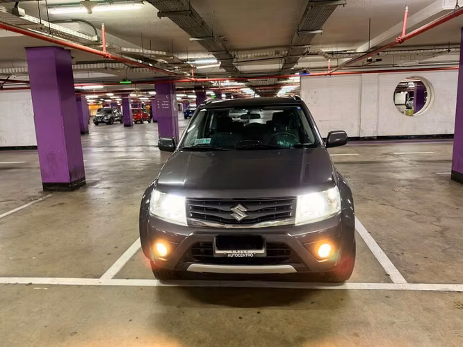 Suzuki Grand Vitara 2.4