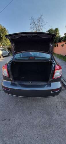 Suzuki sx4 único dueño - Imagen 3