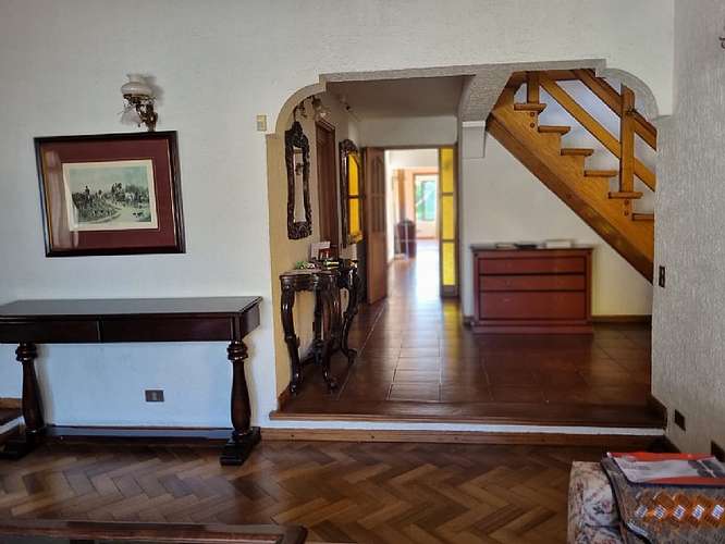 ARRIENDO  AMPLIA CASA  EN SECTOR RESIDENCIAL - Imagen 2