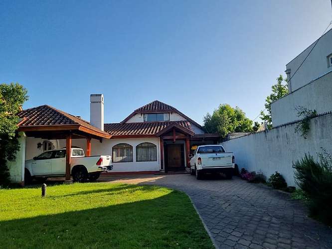 ARRIENDO  AMPLIA CASA  EN SECTOR RESIDENCIAL - Imagen 3