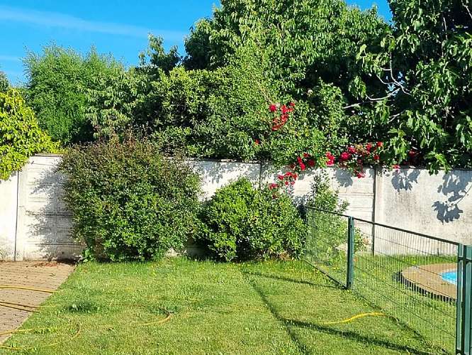 ARRIENDO  AMPLIA CASA  EN SECTOR RESIDENCIAL - Imagen 10
