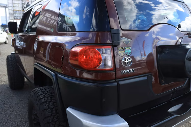 SUV TOYOTA FJ CRUISER AÑO 2008 4.0L V6 4X4 EQUIPADO FULL