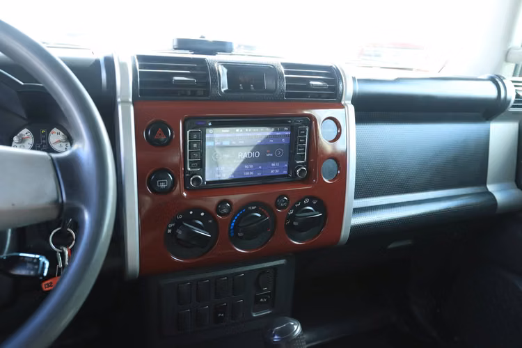 SUV TOYOTA FJ CRUISER AÑO 2008 4.0L V6 4X4 EQUIPADO FULL