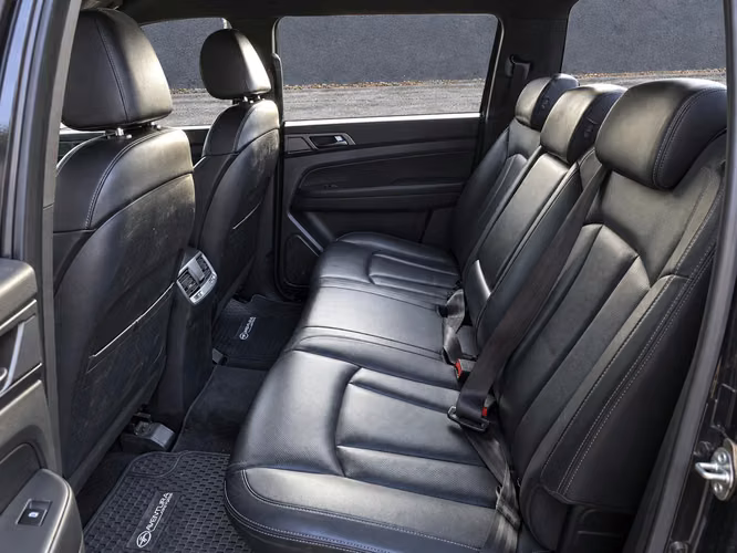 SSANGYONG MUSSO 4X4 MT 2023 - Imagen 7