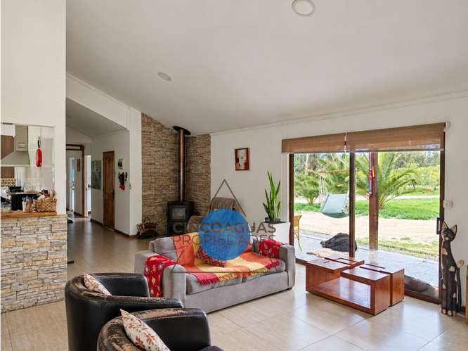 Parcela gran Casa, Cabaña, piscina y quincho en Foresta de Zapallar