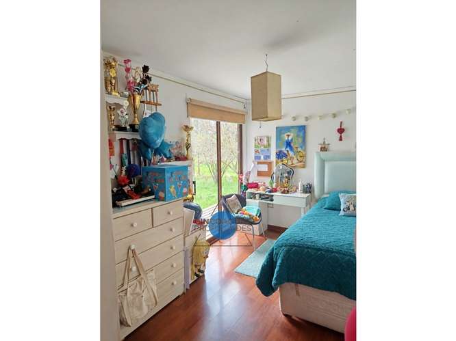 Parcela gran Casa, Cabaña, piscina y quincho en Foresta de Zapallar