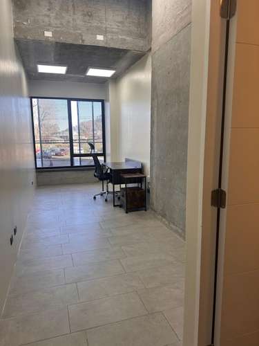 Oficina OFICINA EN EDIFICIO PLAZA LOS CANELOS $450,000