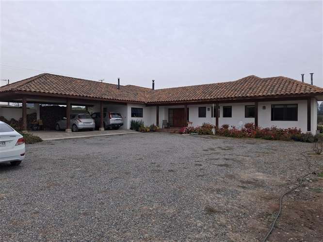 CASA AP629 Trebulco Carampangue. 273 m2 construidos en 5000 de terreno, 4D 4B 3 est techados piscina