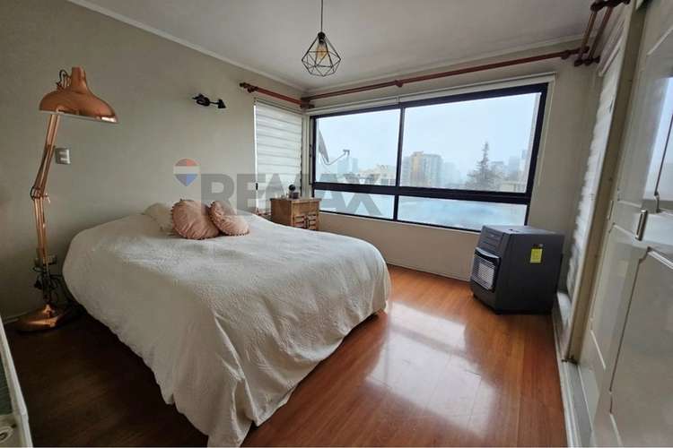 Amplio depto remodelado en concepción - Imagen 13