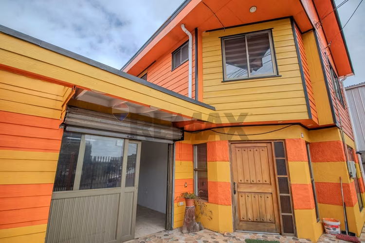 Gran casa en venta 3d 2b sin muebles
