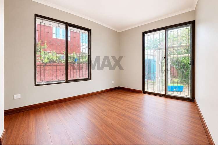 Casa con gran terreno en la reina - Imagen 14