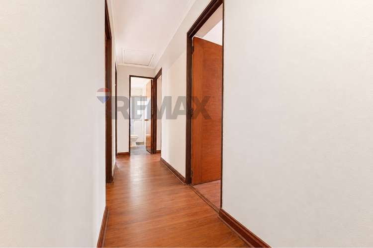 Casa con gran terreno en la reina - Imagen 9