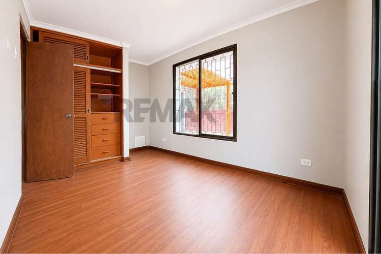 Casa con gran terreno en la reina - Imagen 11