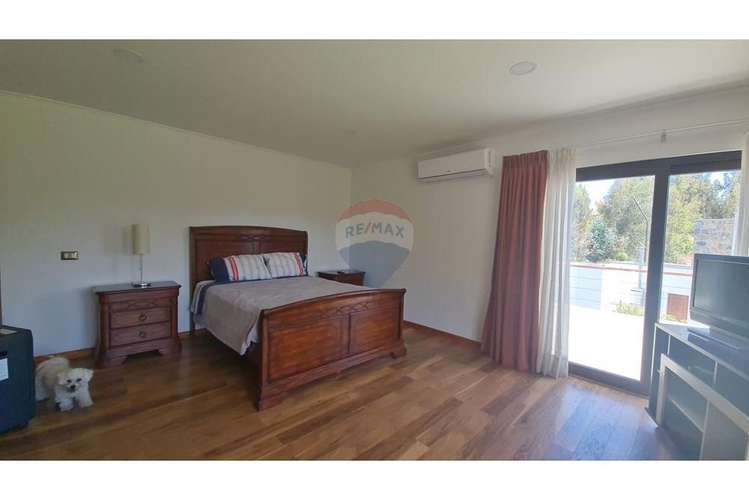 Exclusiva casa en condominio en lago rapel.