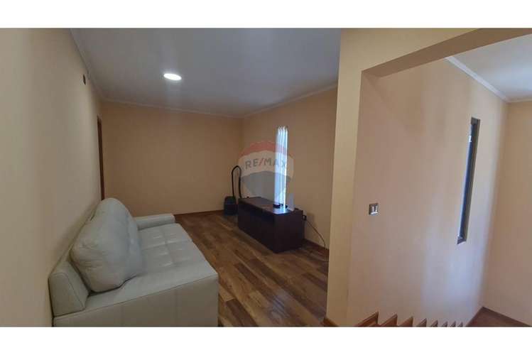 Exclusiva casa en condominio en lago rapel.