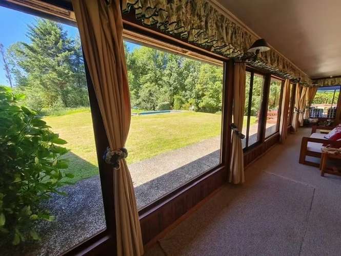 PARCELA DE 9700 M2 CON AMPLIA CASA EN ANGACHILLA VALDIVIA - Imagen 16