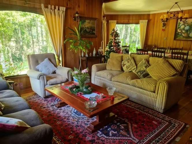 PARCELA DE 9700 M2 CON AMPLIA CASA EN ANGACHILLA VALDIVIA - Imagen 7