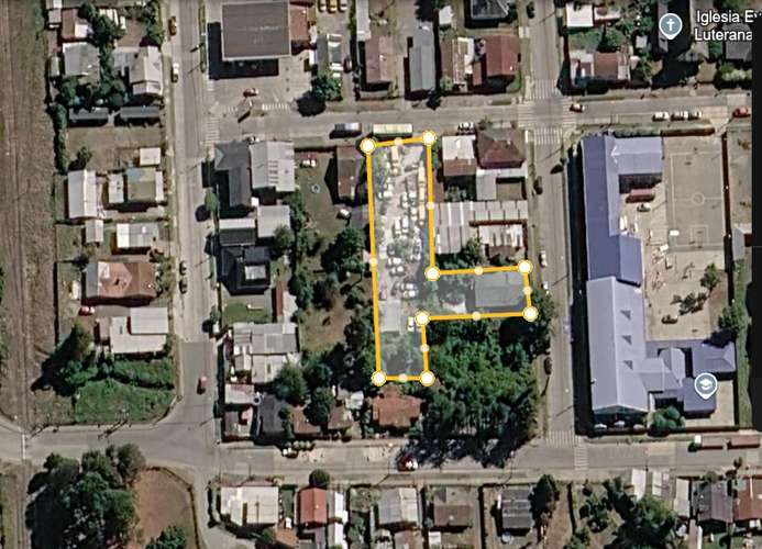 EN ARRIENDO TERRENO URBANO CON ACCESO DOS CALLES