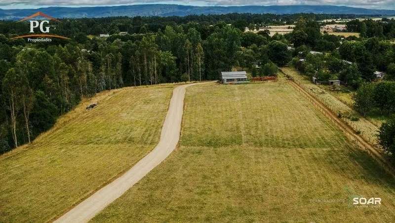 MEDIA HECTÁREA CERCA DEL AEROPUERTO PICHOY Y VALDIVIA