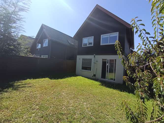 CASA EN CONDOMINIO TOROBAYO, EXCELENTE ESTADO