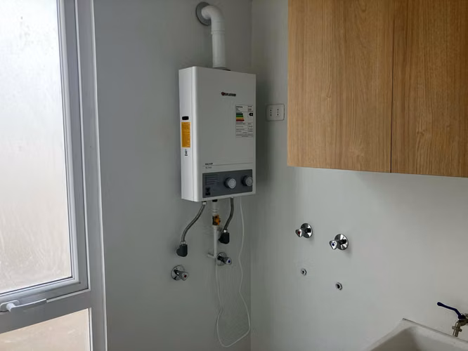 ARRIENDO DEPATAMENTO 2DOR/2BAÑO CON LOGIA, BALCON